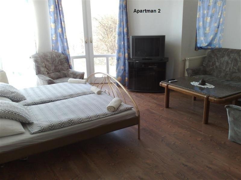 Marci Villa Pécs Szoba fotó